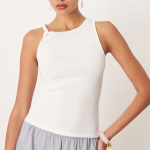 Supriya Lele x Mango White Women's white tank Top with twist detail size small